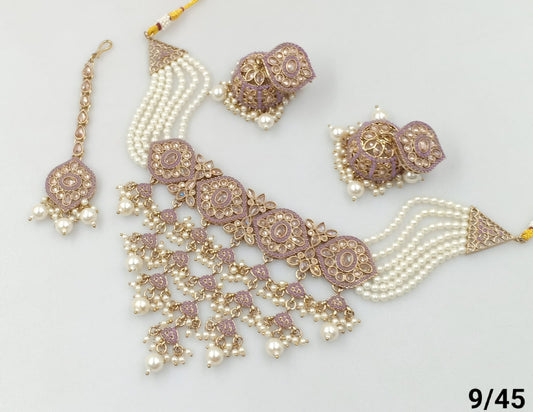 Tiered Emerald Choker Set with Multi-Strand Pearls