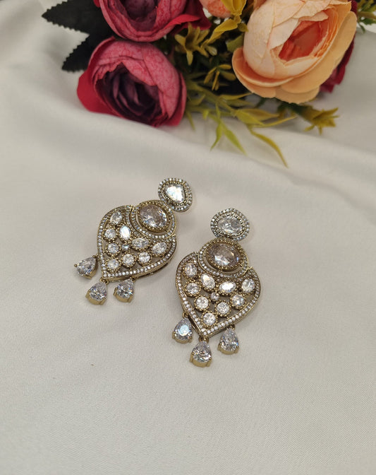 Heritage Heart Shield Kundan Earrings