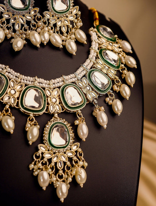 Emerald Green Meena & Pearl Drops Choker Set