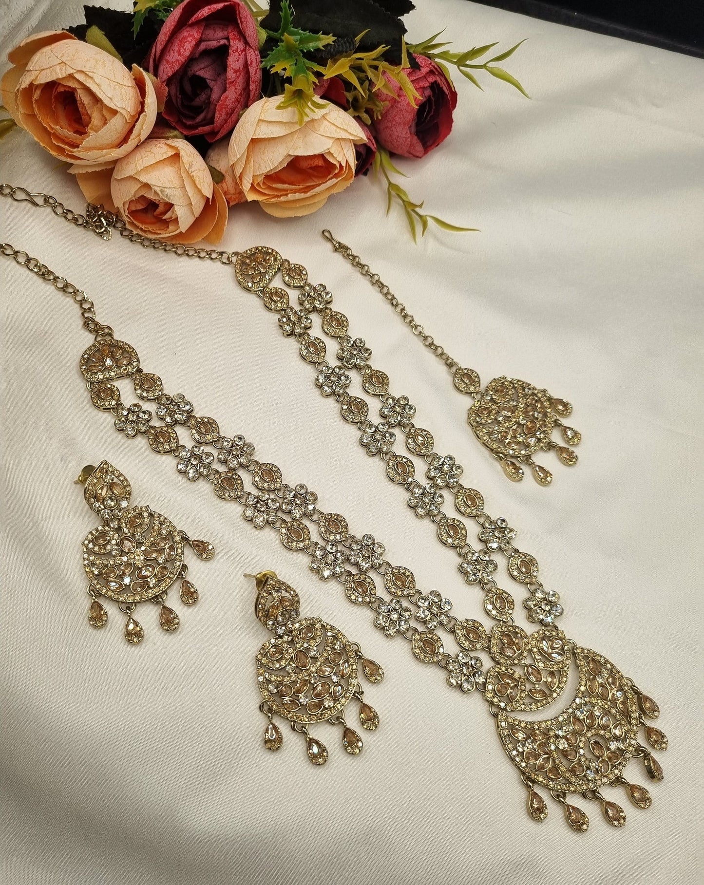 Imperial Floral Statement Jewelry Set with Earrings Mangtika