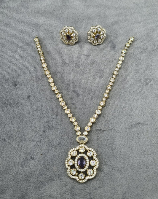 Vintage Floral Amethyst-Toned Pendant Set in Gold Finish with Studs
