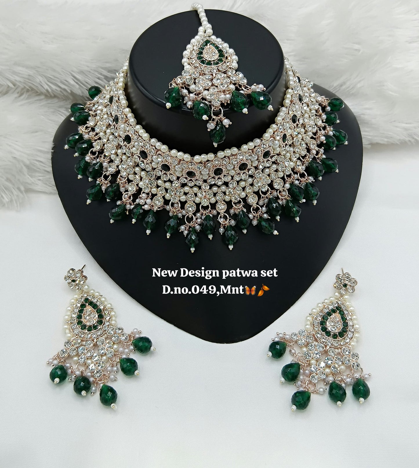 Deep Maroon Gold Patwa Choker Set with Maang Tikka