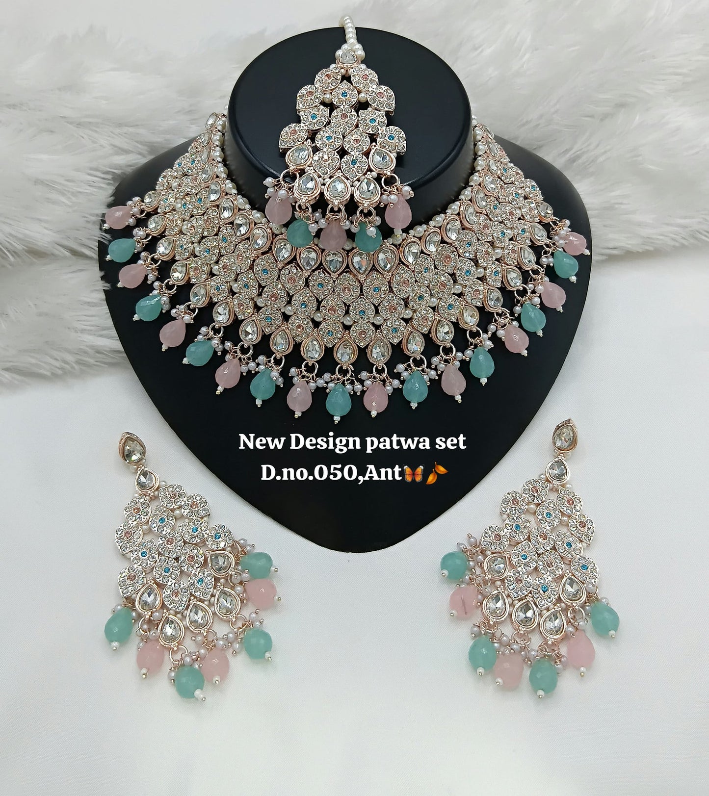 Soft Pink Droplets & Pearl Accents Choker Set