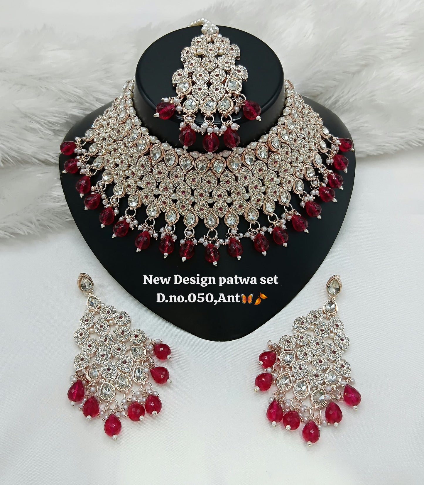Soft Pink Droplets & Pearl Accents Choker Set