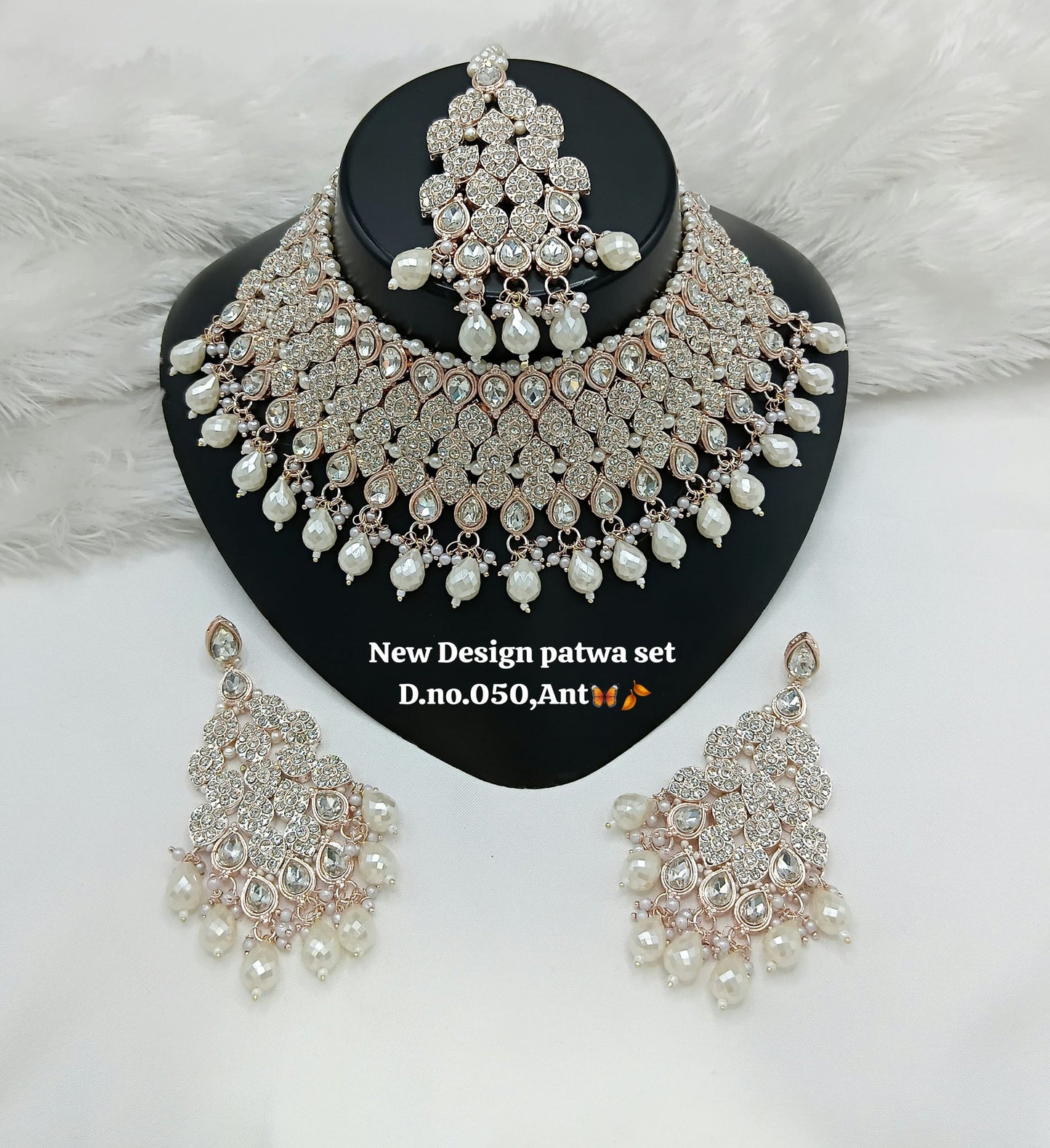 Soft Pink Droplets & Pearl Accents Choker Set