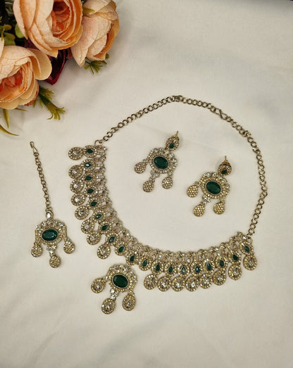 Luxury Crystal Choker Necklace Set with Earrings & Maang Tikka
