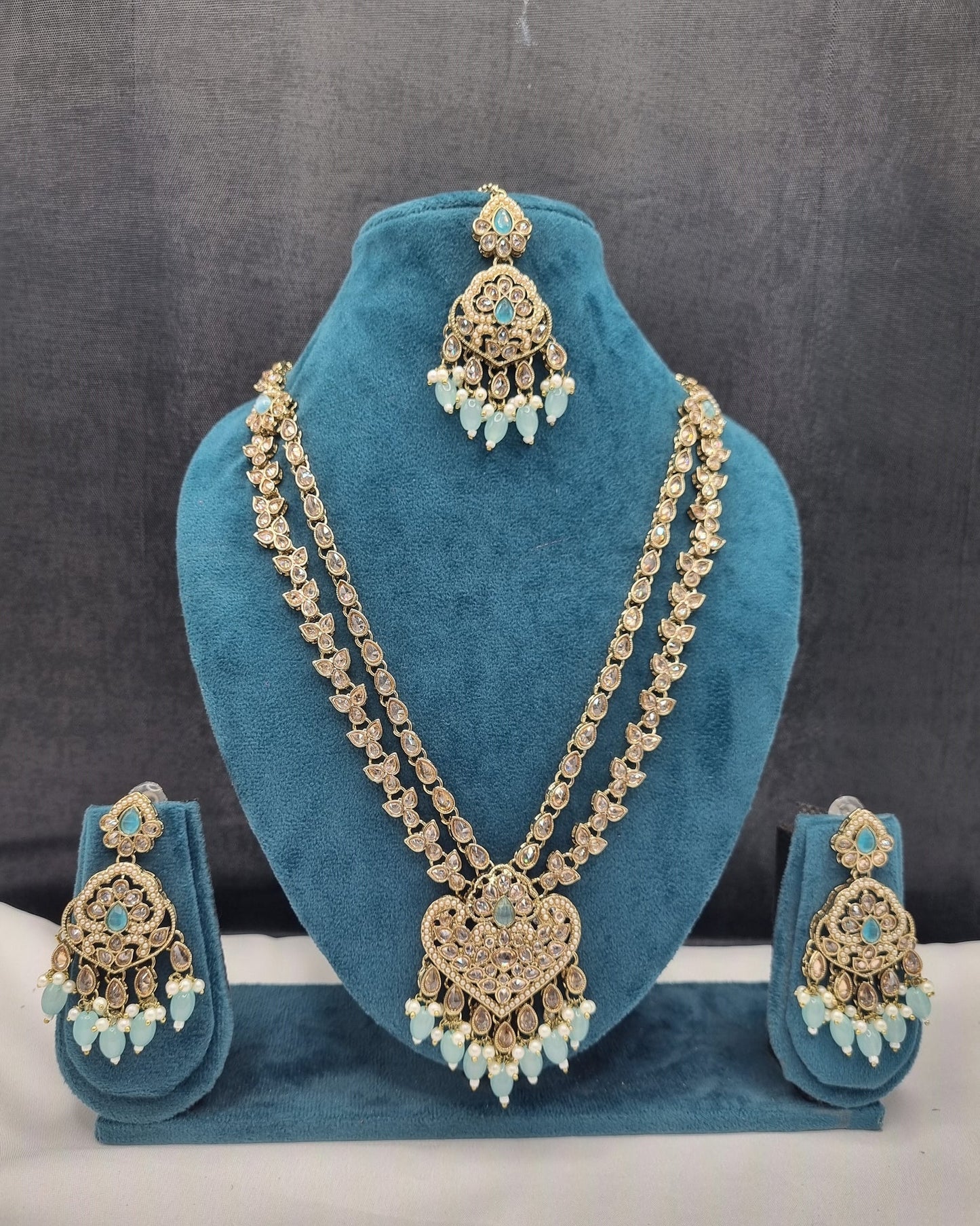 LAYERED HERITAGE CHANDELIER HAAR SET