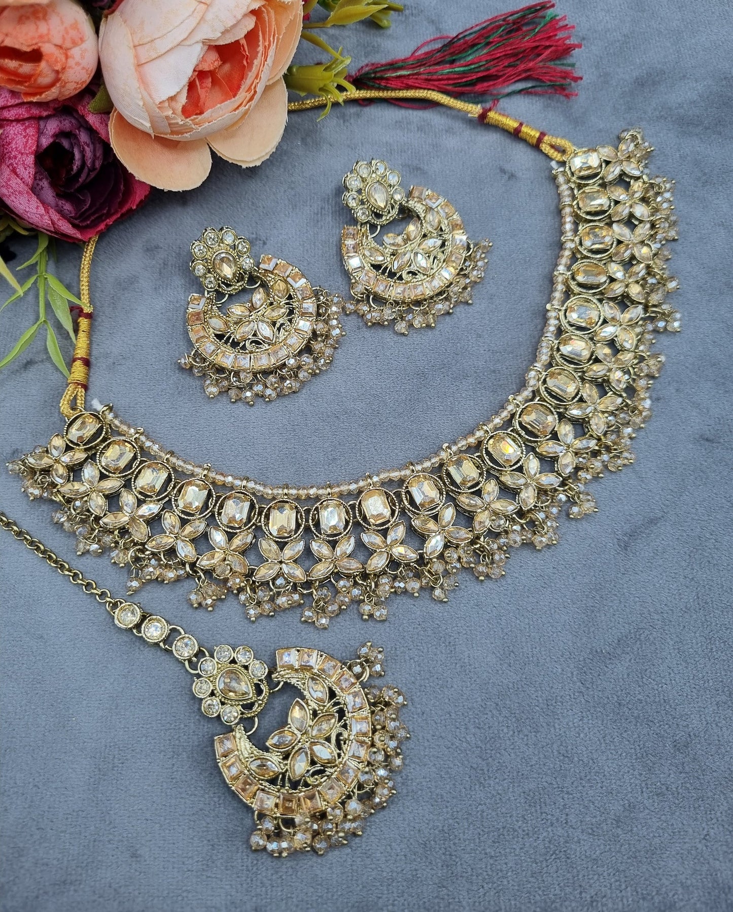 Antique Gold Necklace Set with Earrings & Maangtikka
