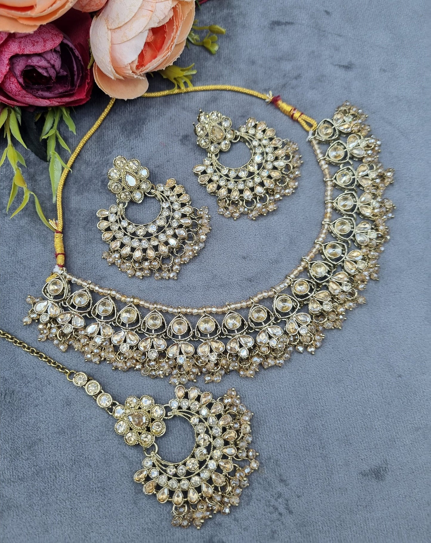 Antique Gold Finish Crystal Necklace Set with Earrings & Maang Tikka