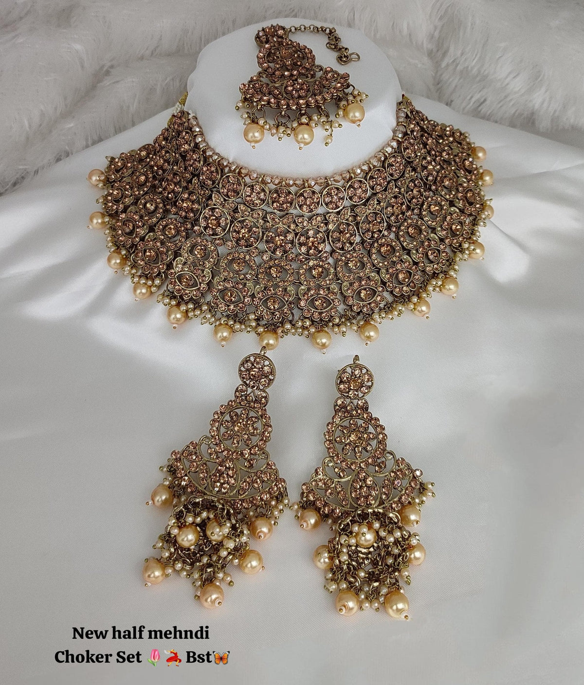 Antique Finish Broad Bridal Choker Necklace Set with Jhumka Earrings & Maang Tikka