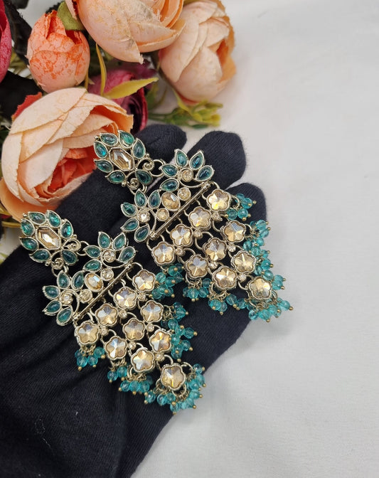 ANTIQUE GOLD TIERED CHANDELIER EARRINGS WITH CRYSTAL MOTIFS & PEARL DROPLETS