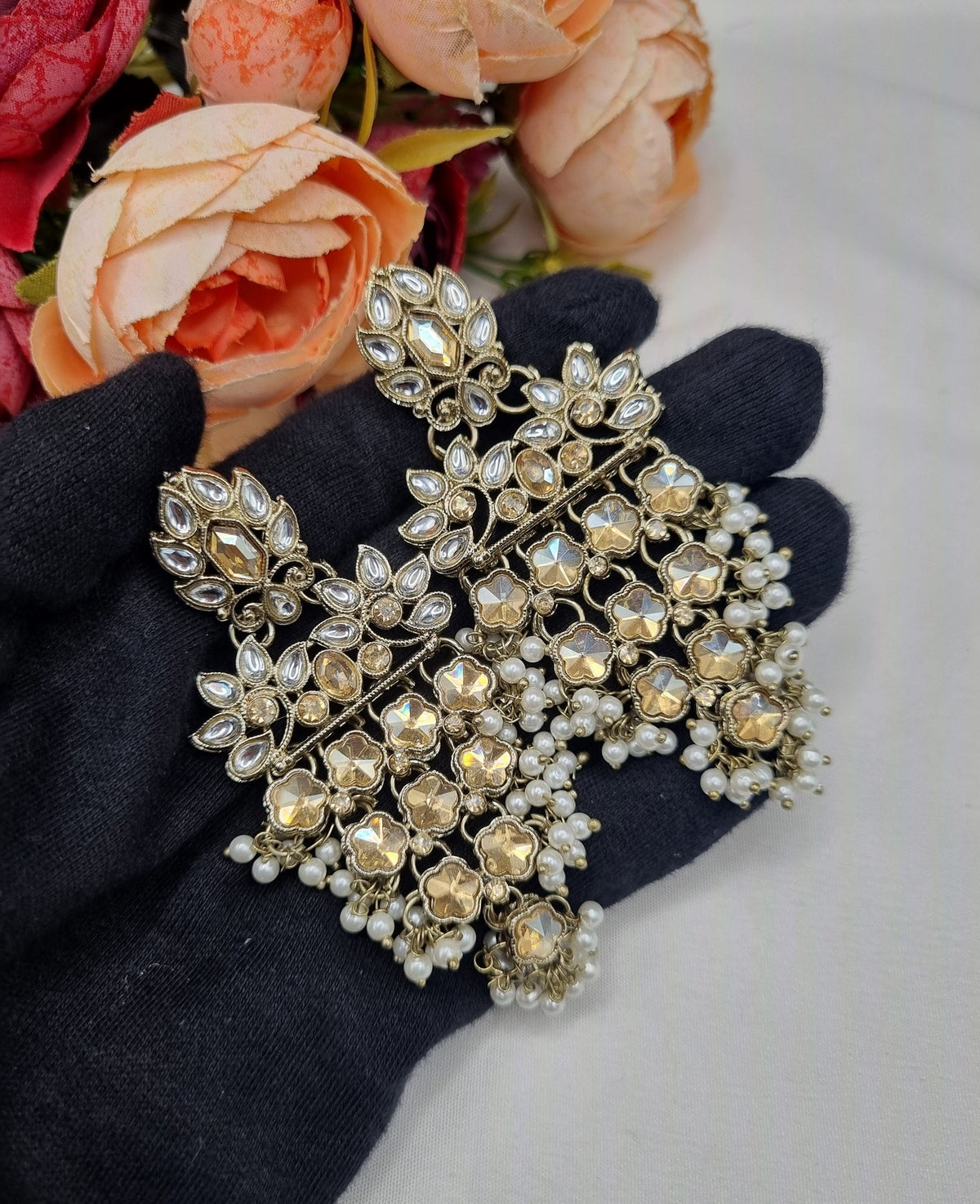 ANTIQUE GOLD TIERED CHANDELIER EARRINGS WITH CRYSTAL MOTIFS & PEARL DROPLETS