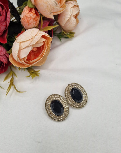 ANTIQUE GOLD OVAL CRYSTAL HALO STUD EARRINGS