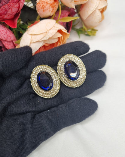 ANTIQUE GOLD OVAL CRYSTAL HALO STUD EARRINGS