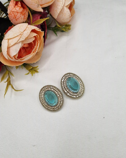 ANTIQUE GOLD OVAL CRYSTAL HALO STUD EARRINGS
