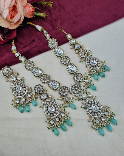 Handcrafted Royal Kundan & Meenakari Jewelry Set