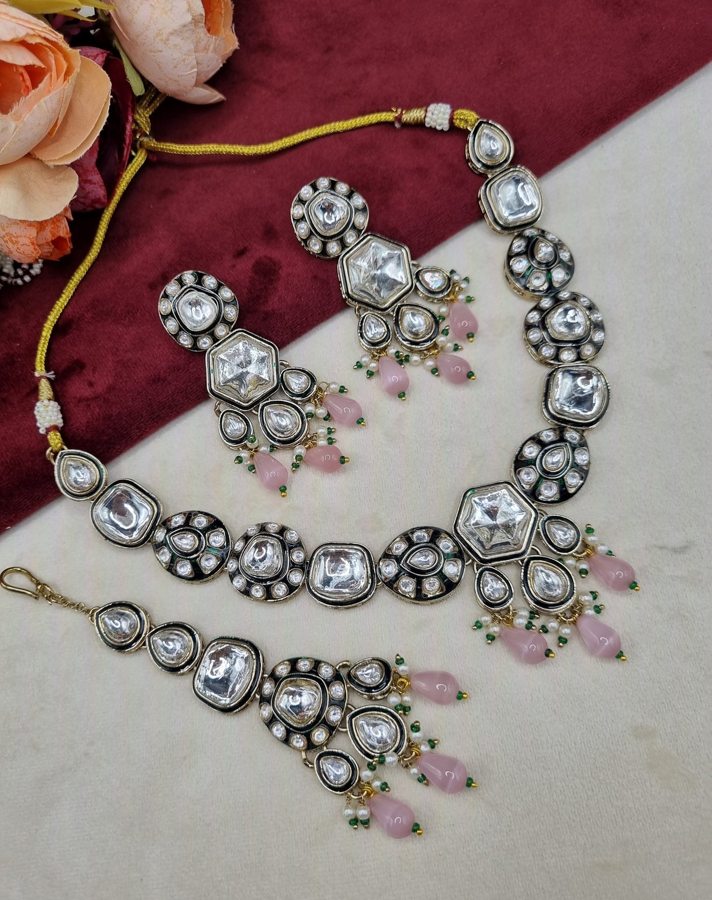 Elegant Kundan Choker & Statement Earrings Set