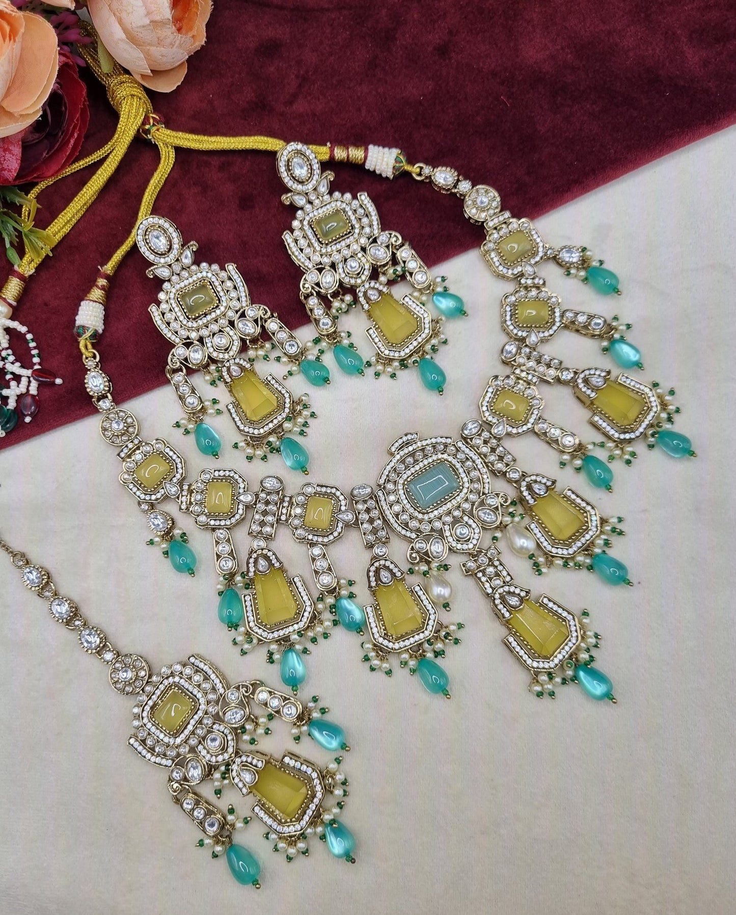Handcrafted Architectural Kundan Necklace Set