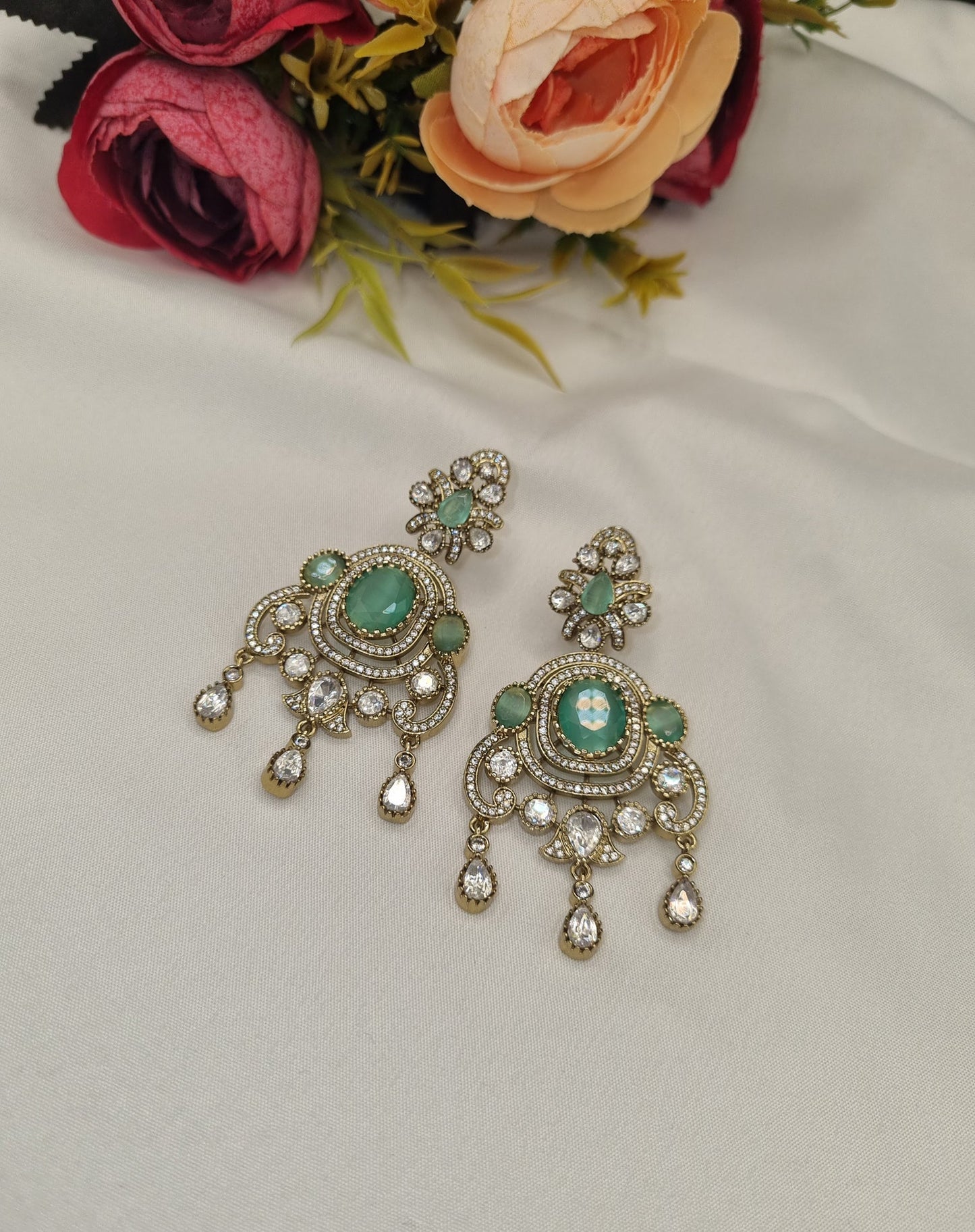 Royal Tiara Kundan Drops