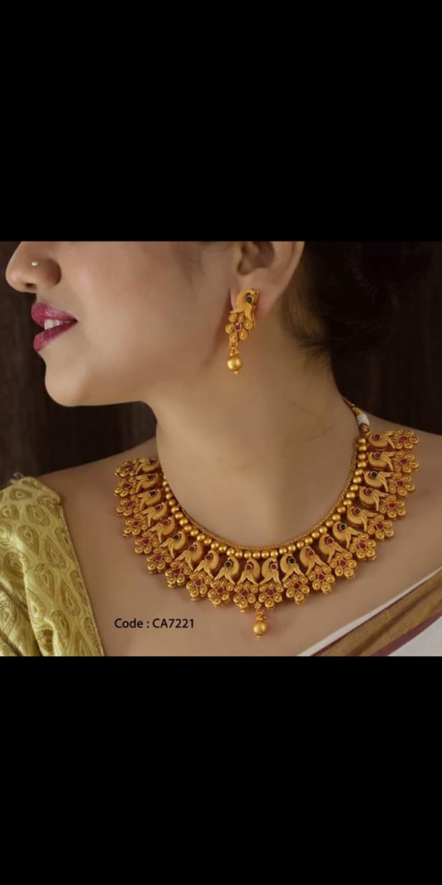 Handcrafted South Indian Peacock Pattern Necklace Set with Drop Studs
